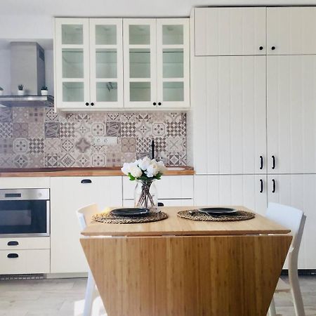 Stunning & Stylish Apartment In Cadaques Cadaqués Eksteriør billede
